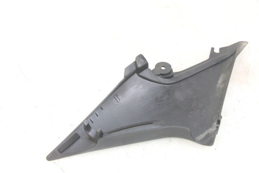 photo de TAPA BAJO ASIENTO DERECHO YAMAHA XJN DIVERSION 600 (2000 - 2003)