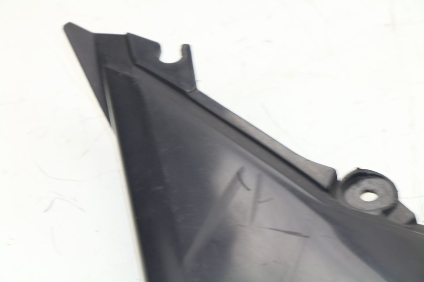 photo de TAPA BAJO ASIENTO DERECHO YAMAHA XJN DIVERSION 600 (2000 - 2003)