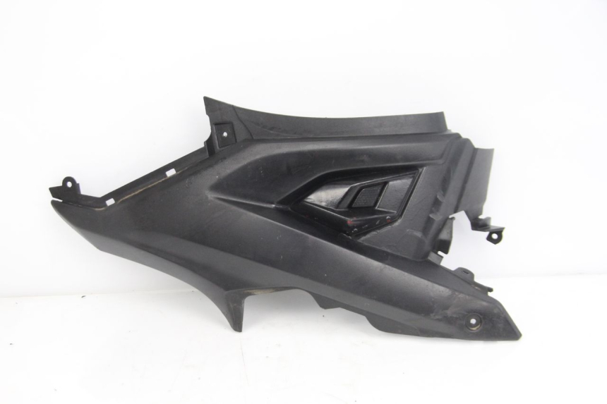 photo de TAPA BAJO ASIENTO DERECHO YAMAHA AEROX NAKED 2T 50 (2013 - 2017)