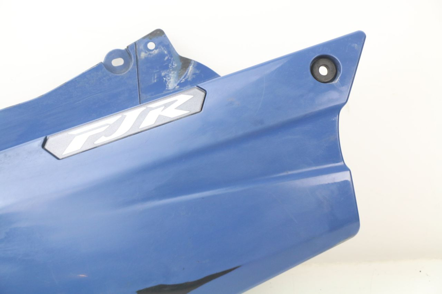 photo de TAPA BAJO ASIENTO DERECHO YAMAHA FJR ABS 1300 (2006 - 2012)