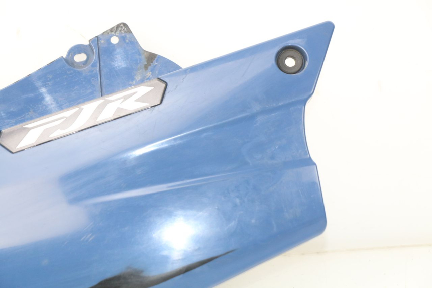 photo de TAPA BAJO ASIENTO DERECHO YAMAHA FJR ABS 1300 (2006 - 2012)