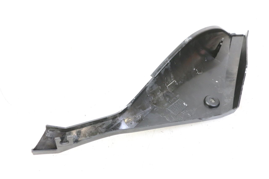 photo de TAPA BAJO ASIENTO DERECHO YAMAHA TZR 50 (2008 - 2016)