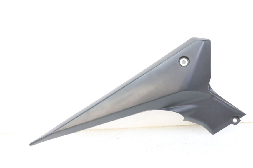 photo de TAPA BAJO ASIENTO DERECHO YAMAHA XJ6 ABS 600 (2008 - 2016)