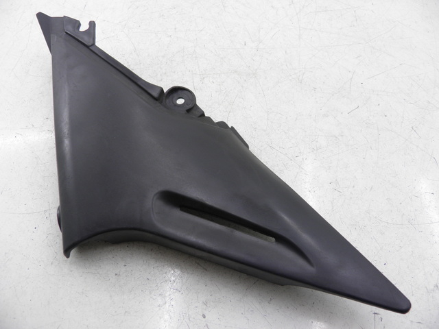photo de TAPA BAJO ASIENTO DERECHO YAMAHA XJS DIVERSION 600 (2000 - 2003)