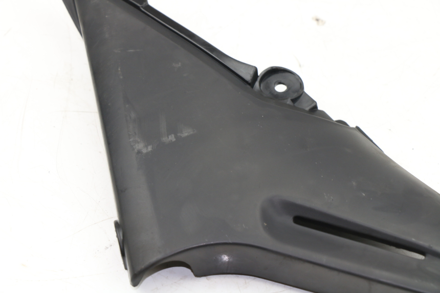 photo de TAPA BAJO ASIENTO DERECHO YAMAHA XJS DIVERSION 600 (2000 - 2003)
