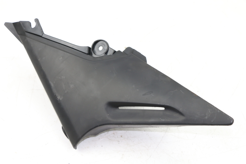 photo de TAPA BAJO ASIENTO DERECHO YAMAHA XJS DIVERSION 600 (2000 - 2003)