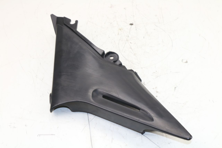 photo de TAPA BAJO ASIENTO DERECHO YAMAHA XJS DIVERSION 600 (1997 - 1999)