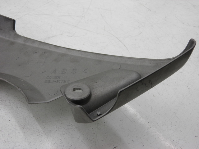 photo de TAPA BAJO ASIENTO DERECHO YAMAHA XP T-MAX TMAX 500 (2004 - 2007)