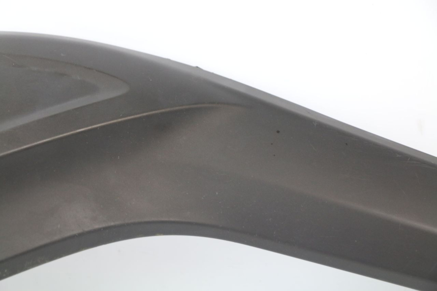 photo de TAPA BAJO ASIENTO DERECHO YAMAHA XP T-MAX TMAX ABS 530 (2012 - 2015)