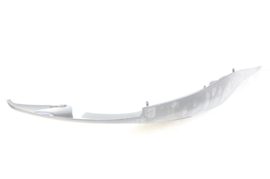 photo de TAPA BAJO EL ASIENTO DERECHO YAMAHA XP T-MAX TMAX ABS 500 (2004 - 2007)