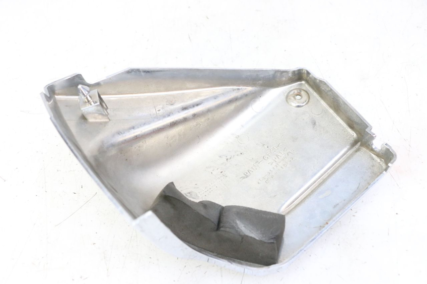 photo de TAPA BAJO ASIENTO DERECHO YAMAHA XVS DRAG STAR DRAGSTAR 650 (1997 - 2007)