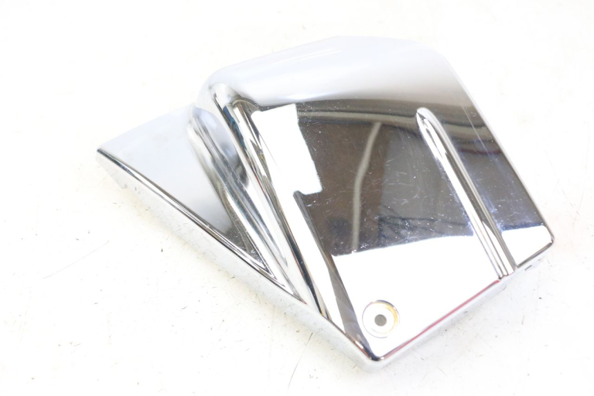 photo de TAPA BAJO ASIENTO DERECHO YAMAHA XVS DRAG STAR DRAGSTAR 650 (1997 - 2007)