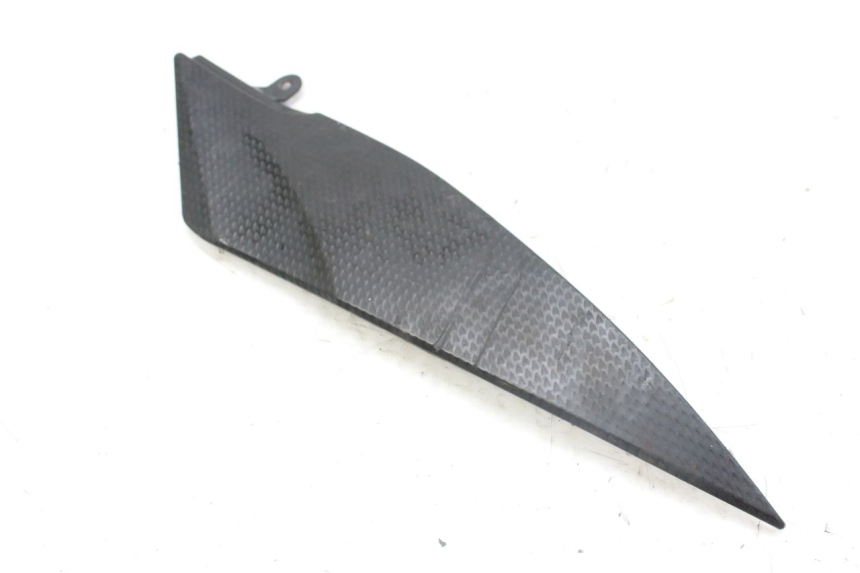 photo de TAPA BAJO EL ASIENTO DERECHO. YAMAHA YZF R1 1000 (2007 - 2008)