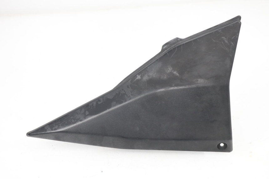 photo de TAPA BAJO EL ASIENTO DERECHO KAWASAKI Z S 750 (2003 - 2006)