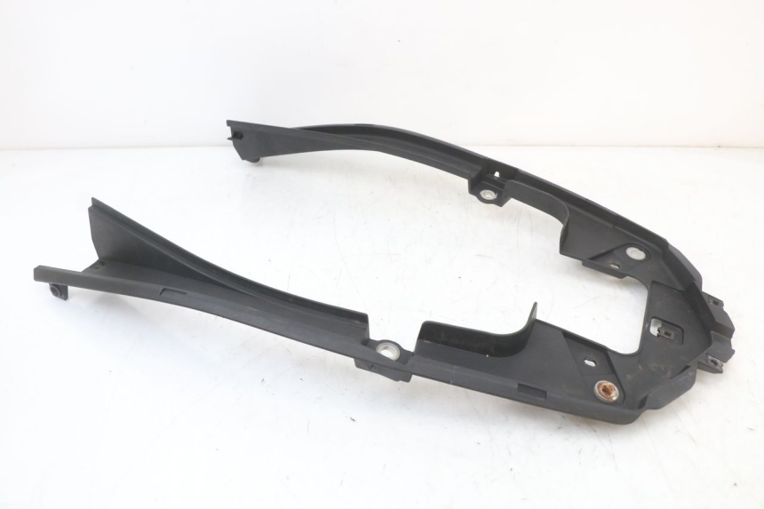 photo de TAPA BAJO ASIENTO LONGJIA EASY MAX 125 (2020 - 2024)
