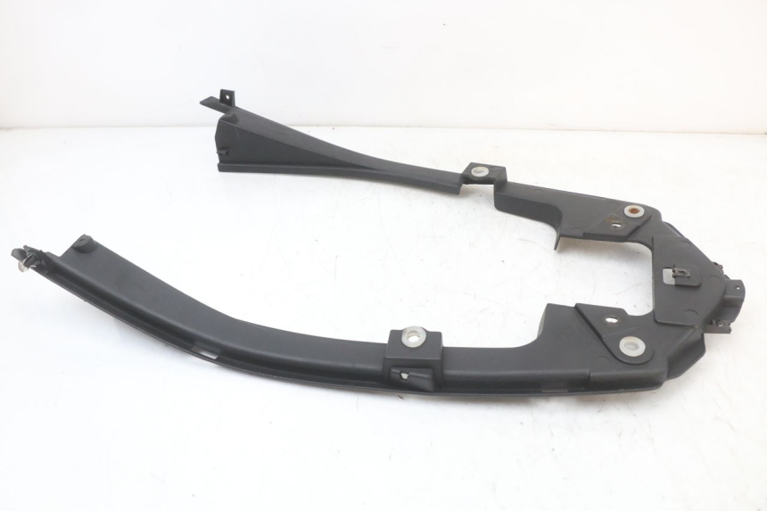 photo de TAPA BAJO ASIENTO LONGJIA EASY MAX 125 (2020 - 2024)