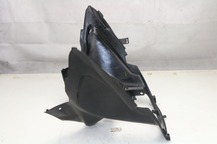 photo de TAPA BAJO ASIENTO MBK FLAME 125 (2000 - 2004)