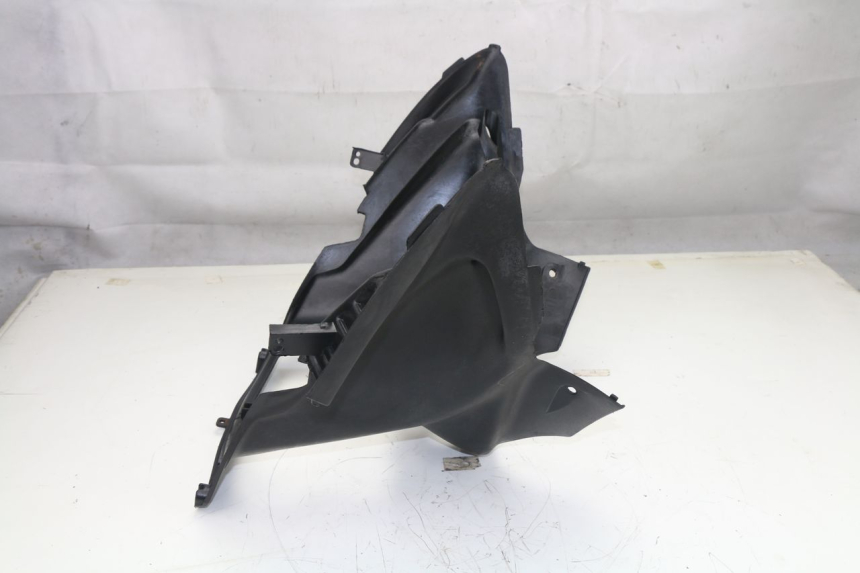 photo de TAPA BAJO ASIENTO MBK FLAME 125 (2000 - 2004)