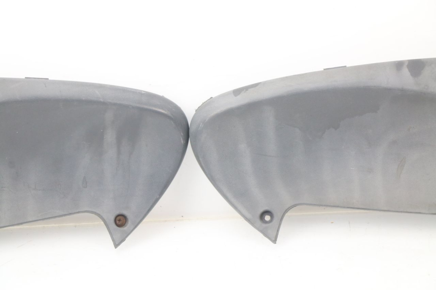 photo de TAPA BAJO EL ASIENTO PIAGGIO FLY 2T 50 (2004 - 2017)