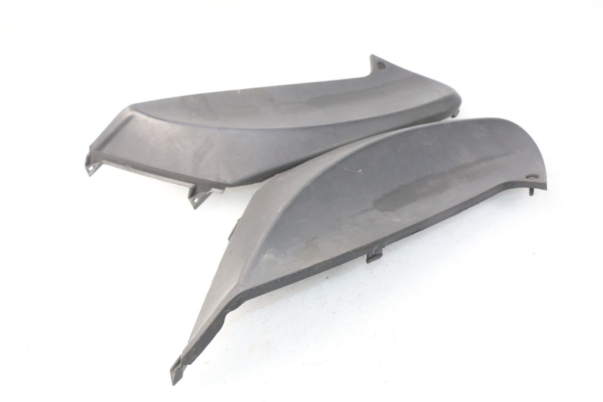photo de TAPA BAJO EL ASIENTO PIAGGIO FLY 2T 50 (2004 - 2017)