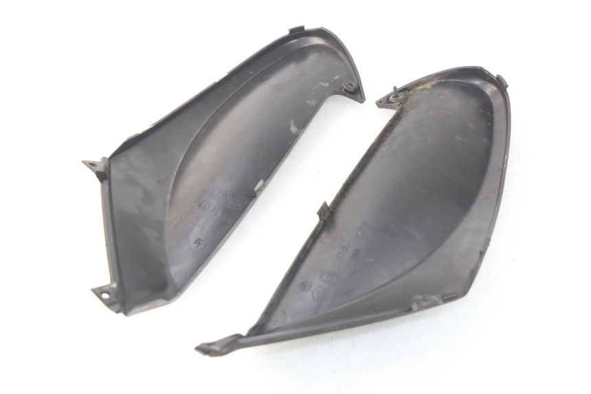 photo de TAPA BAJO EL ASIENTO PIAGGIO FLY 2T 50 (2004 - 2017)