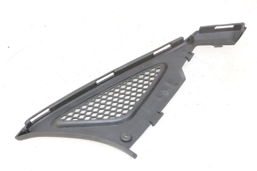 photo de TAPA BAJO ASIENTO IZQUIERDA KYMCO AGILITY NAKED RENOUVO 2T 50 (2011 - 2018)