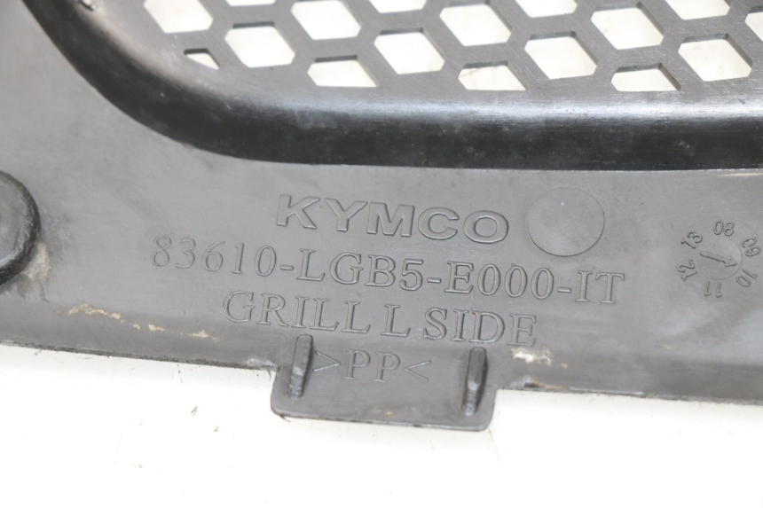 photo de TAPA BAJO ASIENTO IZQUIERDA KYMCO AGILITY RS 2T 50 (2009 - 2013)
