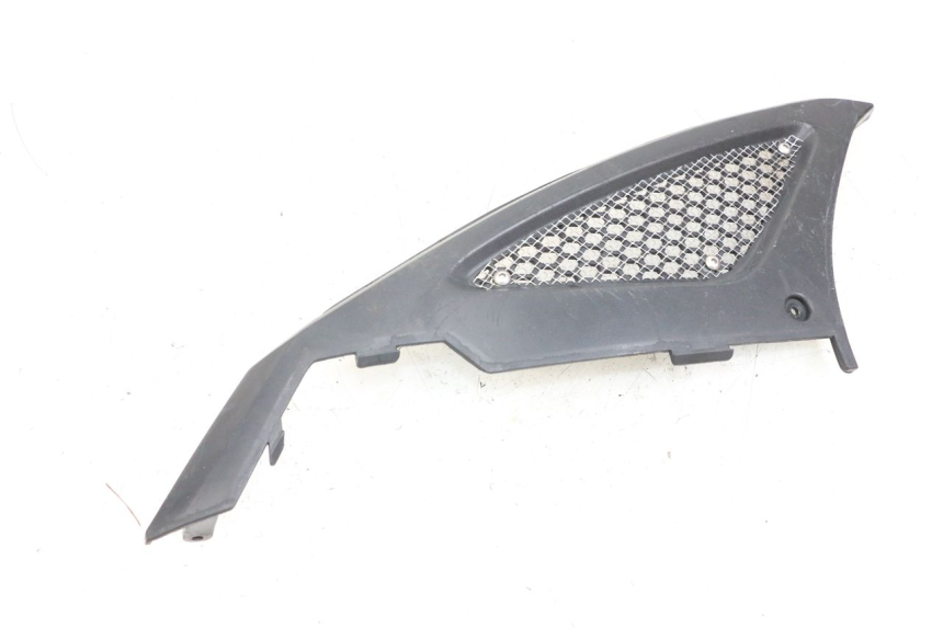 photo de TAPA DEBAJO DEL ASIENTO IZQUIERDO KYMCO AGILITY RS 4T 50 (2009 - 2013)