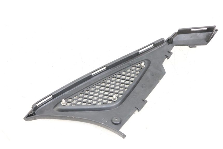 photo de TAPA DEBAJO DEL ASIENTO IZQUIERDO KYMCO AGILITY RS 4T 50 (2009 - 2013)