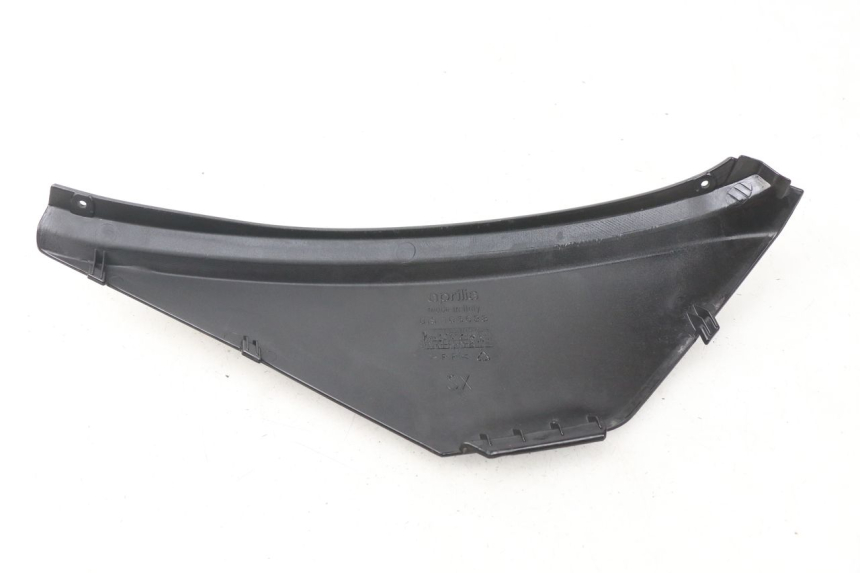 photo de TAPA BAJO ASIENTO IZQUIERDA APRILIA ATLANTIC 125 (2003 - 2009)