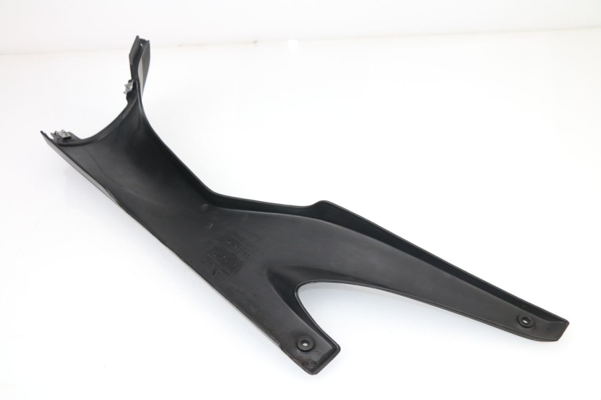 photo de TAPA BAJO ASIENTO IZQUIERDA APRILIA TUONO 125 (2003 - 2005)