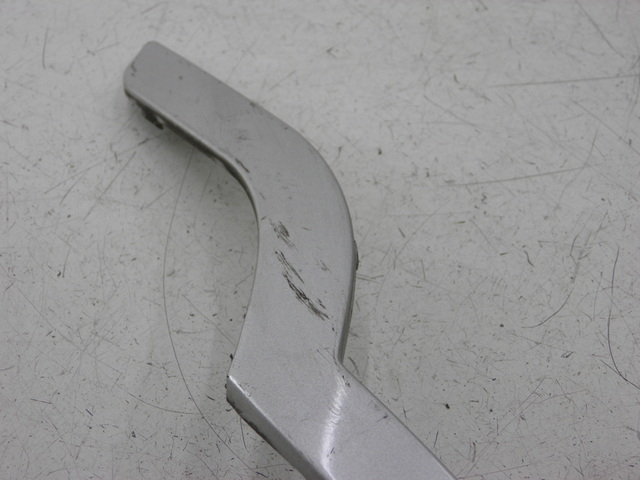 photo de TAPA BAJO ASIENTO IZQUIERDA BENZHOU YY50QT31 VINTAGE 50 (2009 - 2012)