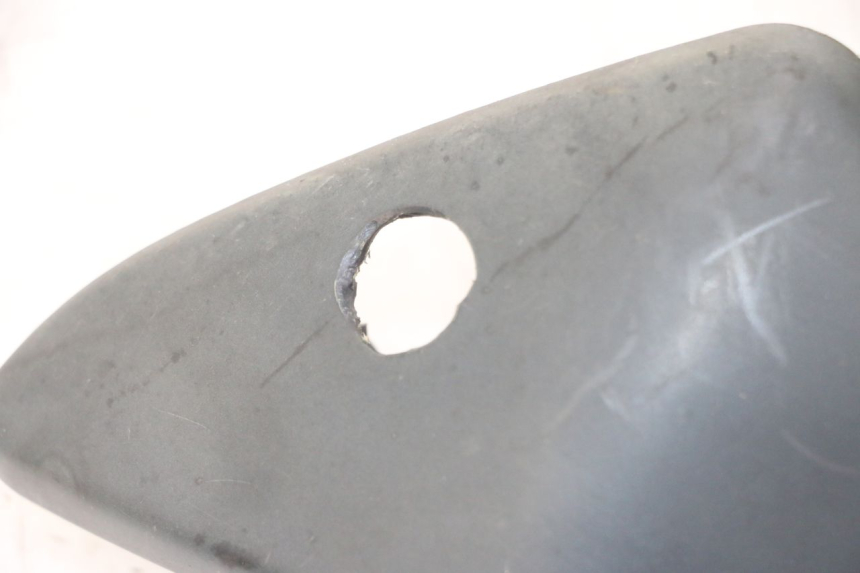 photo de TAPA DEBAJO DEL ASIENTO IZQUIERDO HONDA CBF 500 (2004 - 2007)