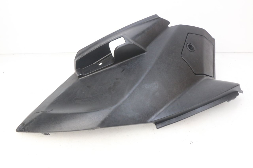 photo de TAPA DEBAJO DEL ASIENTO IZQUIERDO PEUGEOT CITYSTAR 50 (2013 - 2017)