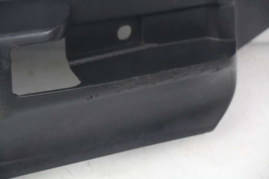 photo de TAPA DEBAJO DEL ASIENTO IZQUIERDO PEUGEOT CITYSTAR 50 (2013 - 2017)