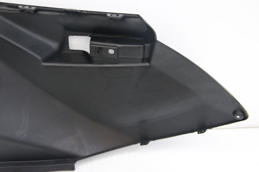 photo de TAPA DEBAJO DEL ASIENTO IZQUIERDO PEUGEOT CITYSTAR 50 (2013 - 2017)