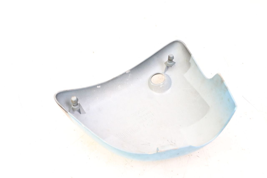photo de TAPA BAJO ASIENTO IZQUIERDA APRILIA CLASSIC 125 (1995 - 2001)