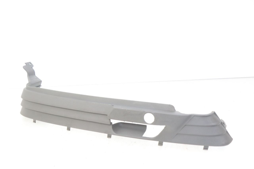 photo de TAPA DEBAJO DEL ASIENTO IZQUIERDO SUZUKI CP 80 (1985 - 1996)