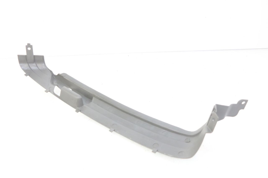 photo de TAPA DEBAJO DEL ASIENTO IZQUIERDO SUZUKI CP 80 (1985 - 1996)