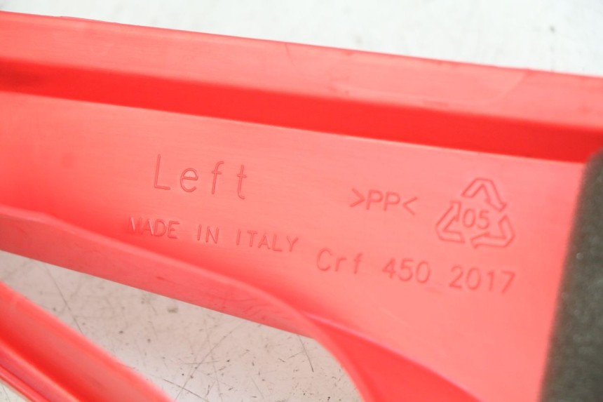 photo de TAPA DEBAJO DEL ASIENTO IZQUIERDO HONDA CRF CR-F RX 450 (2017 - 2021)