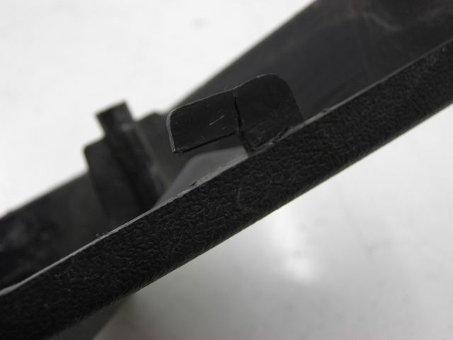 photo de TAPA DEBAJO DEL ASIENTO IZQUIERDO EUROCKA MATADOR 4T 50 (2010 - 2016)