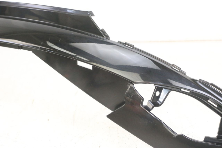 photo de TAPA BAJO ASIENTO IZQUIERDA SYM FIDDLE 3 III 50 (2014 - 2020)