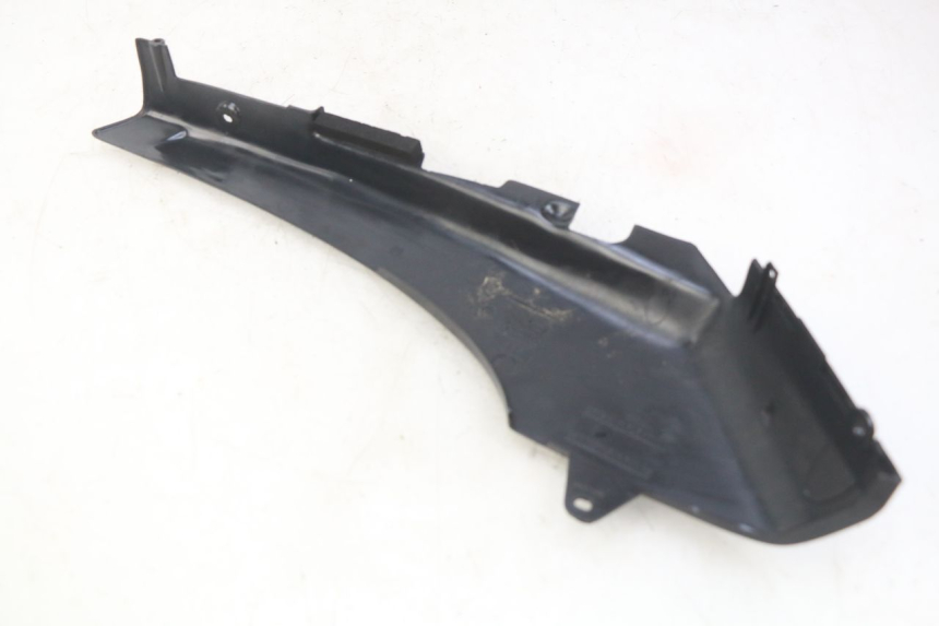 photo de TAPA DEBAJO DEL ASIENTO IZQUIERDO PEUGEOT FOX 50 (1995 - 2003)