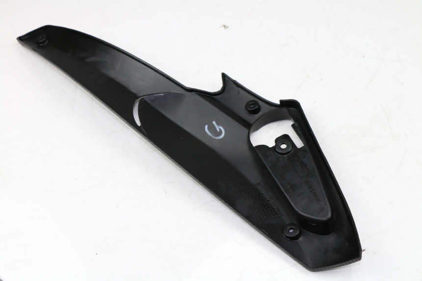 photo de TAPA DEBAJO DEL ASIENTO IZQUIERDO GILERA RUNNER SP 50 (2009 - 2017)