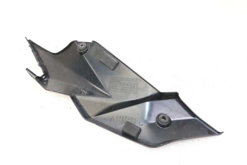 photo de TAPA BAJO ASIENTO IZQUIERDA SUZUKI GSR 750 (2011 - 2017)