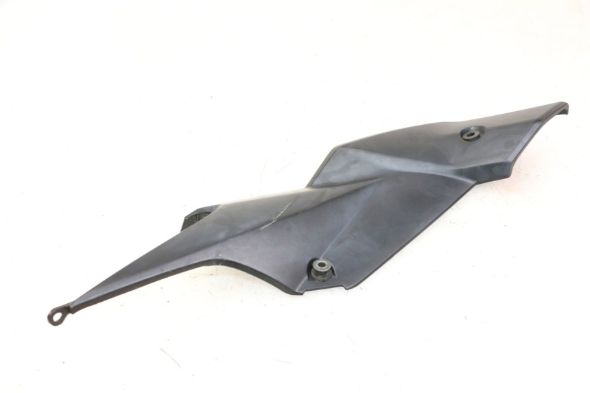 photo de TAPA BAJO ASIENTO IZQUIERDA SUZUKI GSR 750 (2011 - 2017)