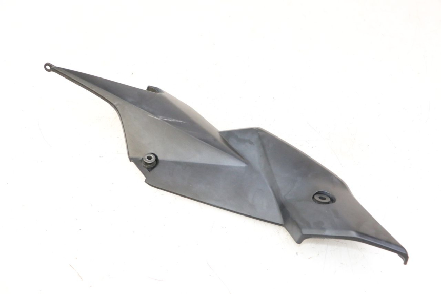 photo de TAPA BAJO ASIENTO IZQUIERDA SUZUKI GSR 750 (2011 - 2017)