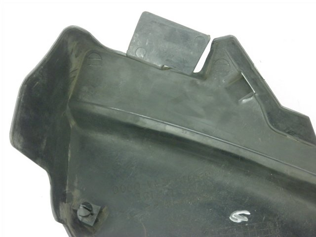 photo de TAPA BAJO ASIENTO IZQUIERDA HONDA CBF S ABS 600 (2004 - 2007)