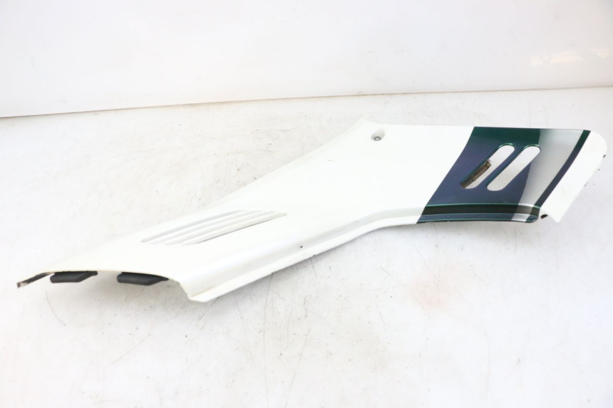 photo de TAPA BAJO ASIENTO IZQUIERDA HONDA CBR F 1000 (1993 - 1996)