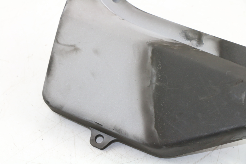 photo de TAPA BAJO ASIENTO IZQUIERDA HONDA CLR CITYFLY 125 (1998 - 2003)